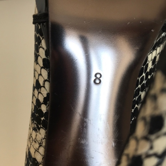 Exchange by Charles David Snakeskin Heels, Size 8 - Picture 5 of 6